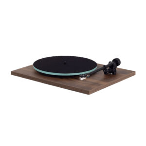 Rega Planar 2 Walnut Effect